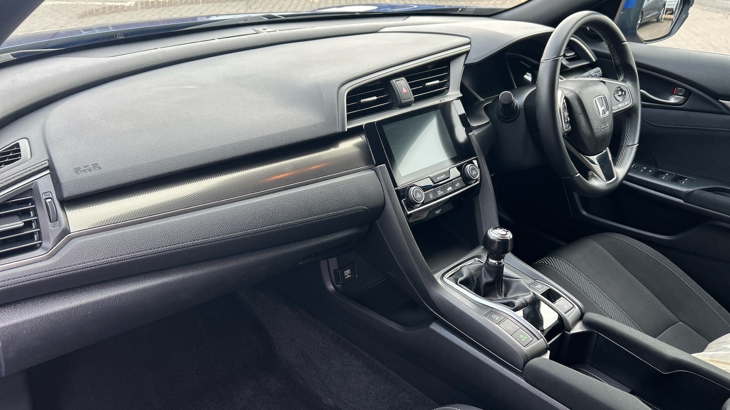 Used Honda Civic 2018 for sale - 77873196: Photo 2