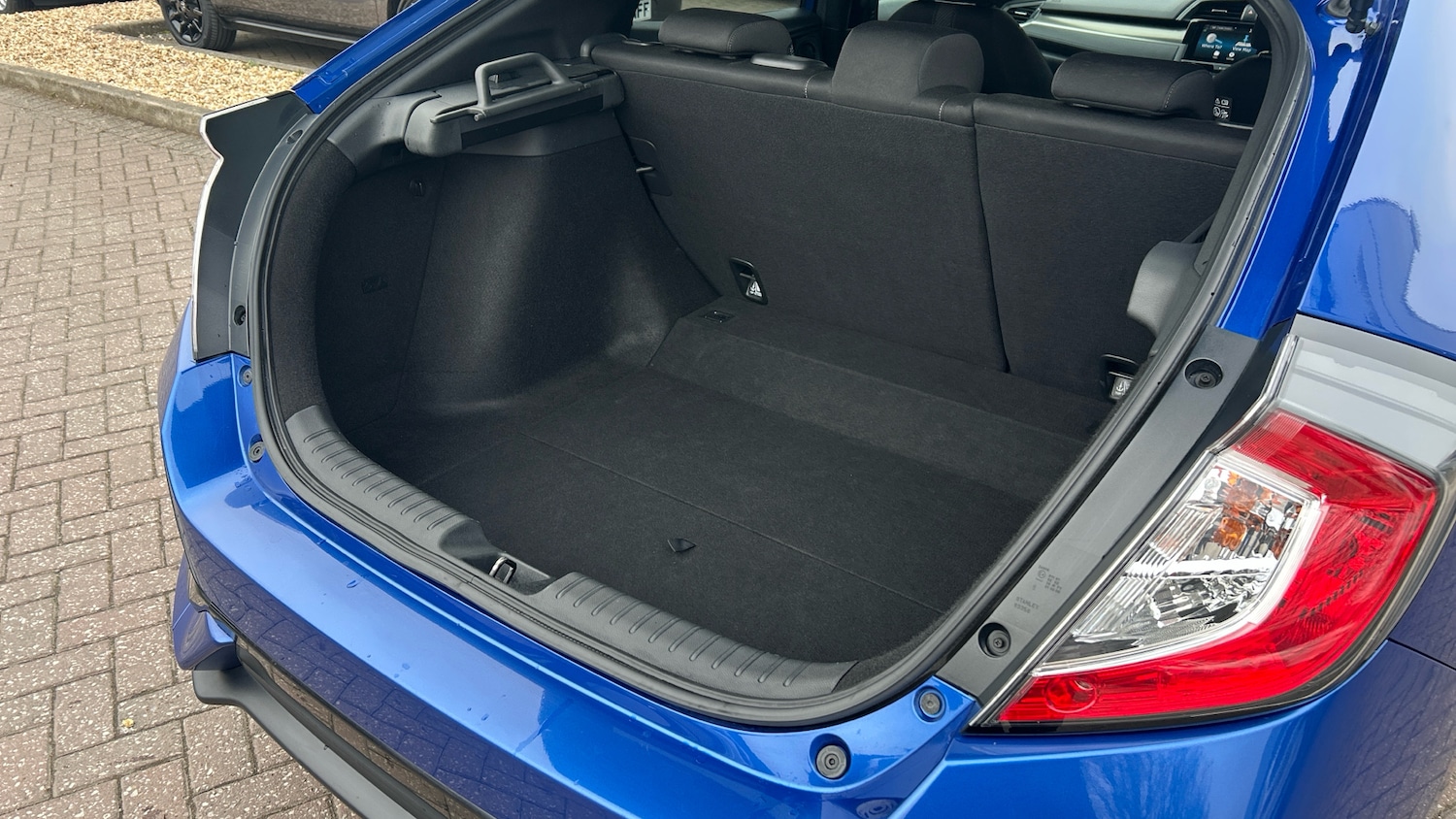 Used Honda Civic 2018 for sale - 77873196: Photo 28