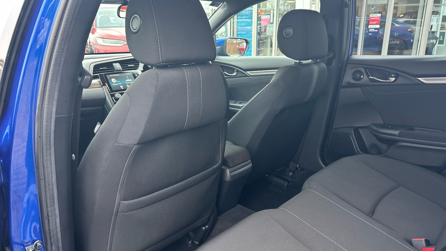 Used Honda Civic 2018 for sale - 77873196: Photo 32