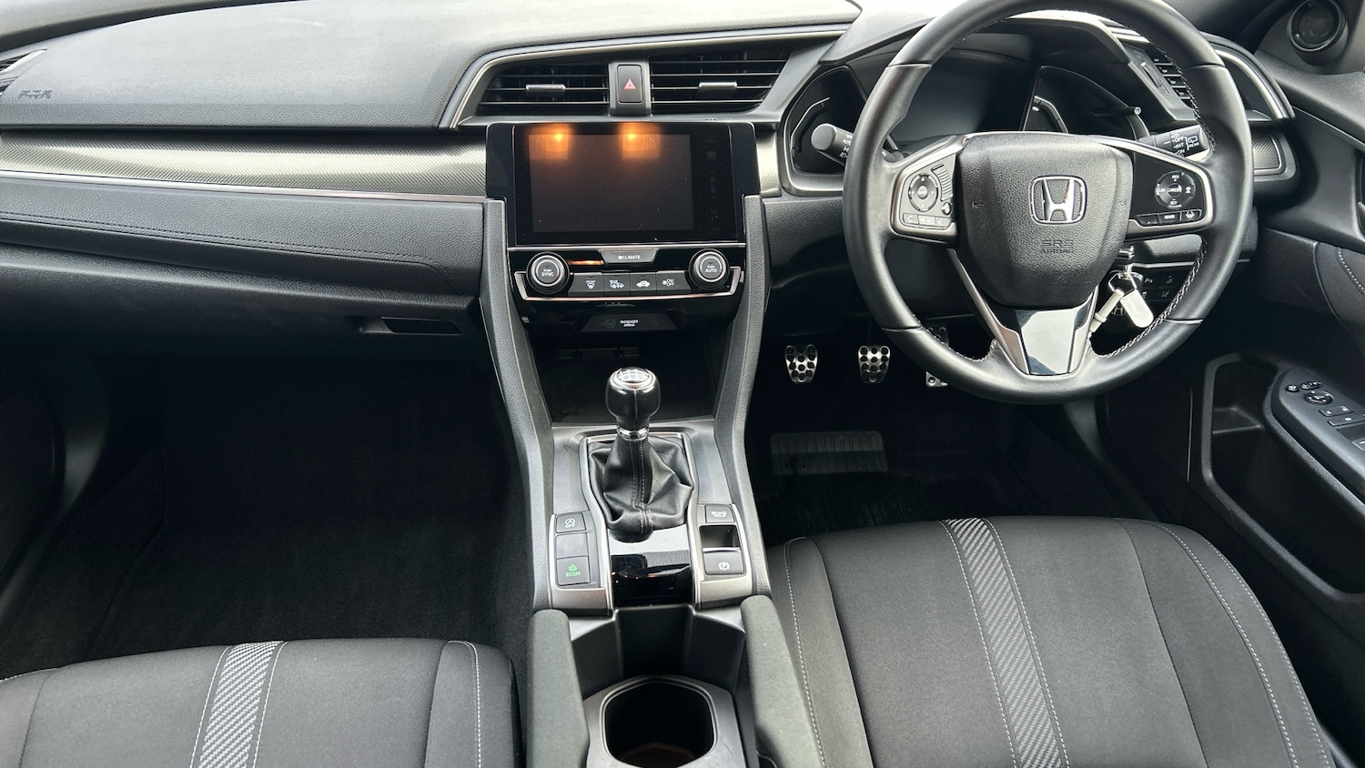 Used Honda Civic 2018 for sale - 77873196: Photo 4