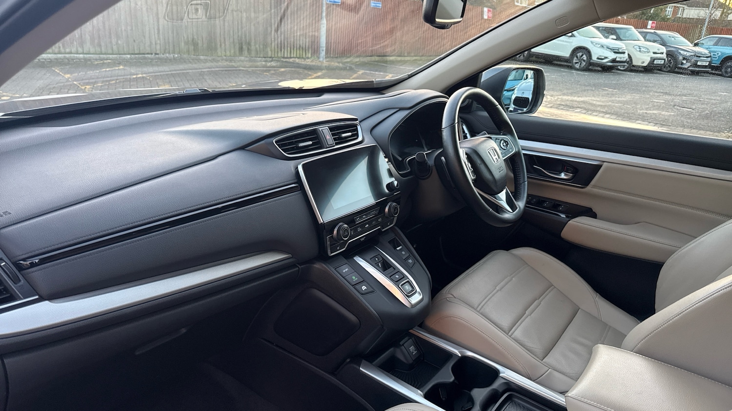 Used Honda CR-V 2020 for sale - 77011884: Photo 2