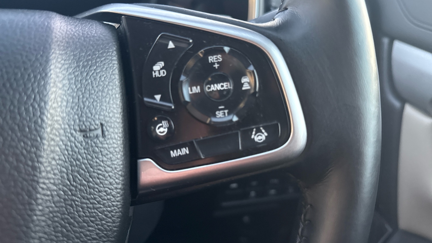 Used Honda CR-V 2020 for sale - 77011884: Photo 37