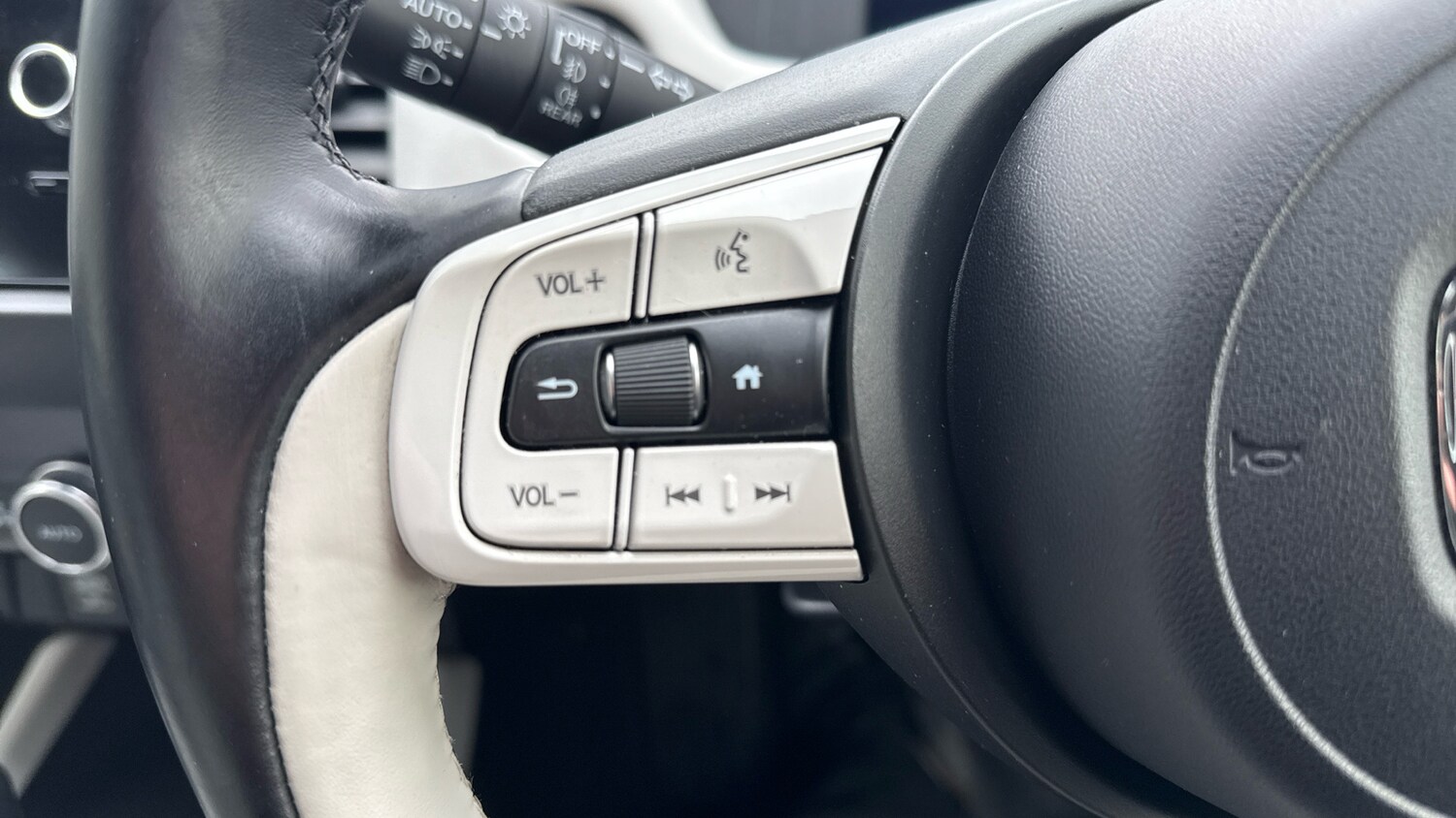 Used Honda Jazz 2021 for sale - 76830534: Photo 34