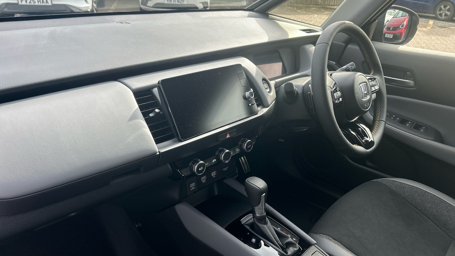 Used Honda Jazz 2025 for sale - 76131160: Photo 2