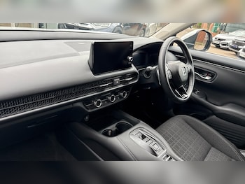 Used Honda ZR-V 2025 for sale - 76493776: Photo