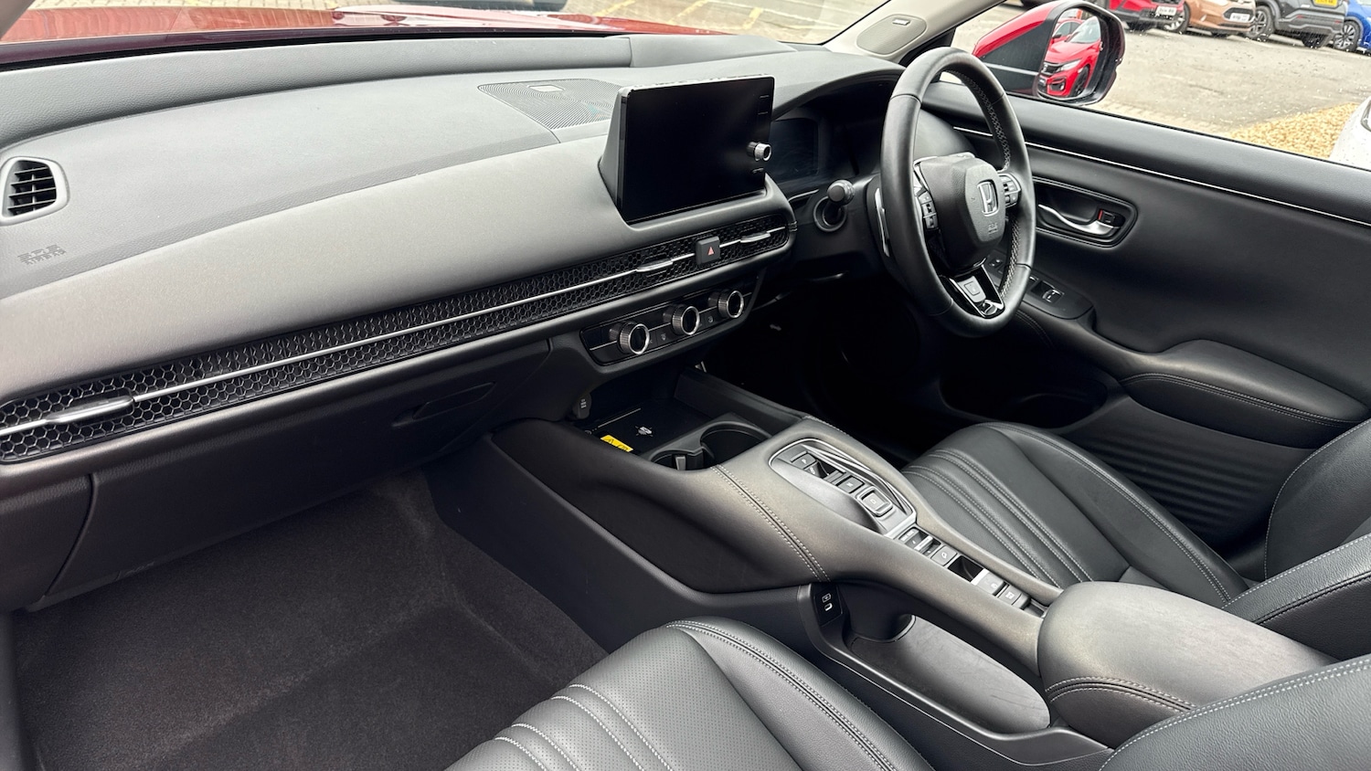 Used Honda ZR-V 2024 for sale - 77802250: Photo 2