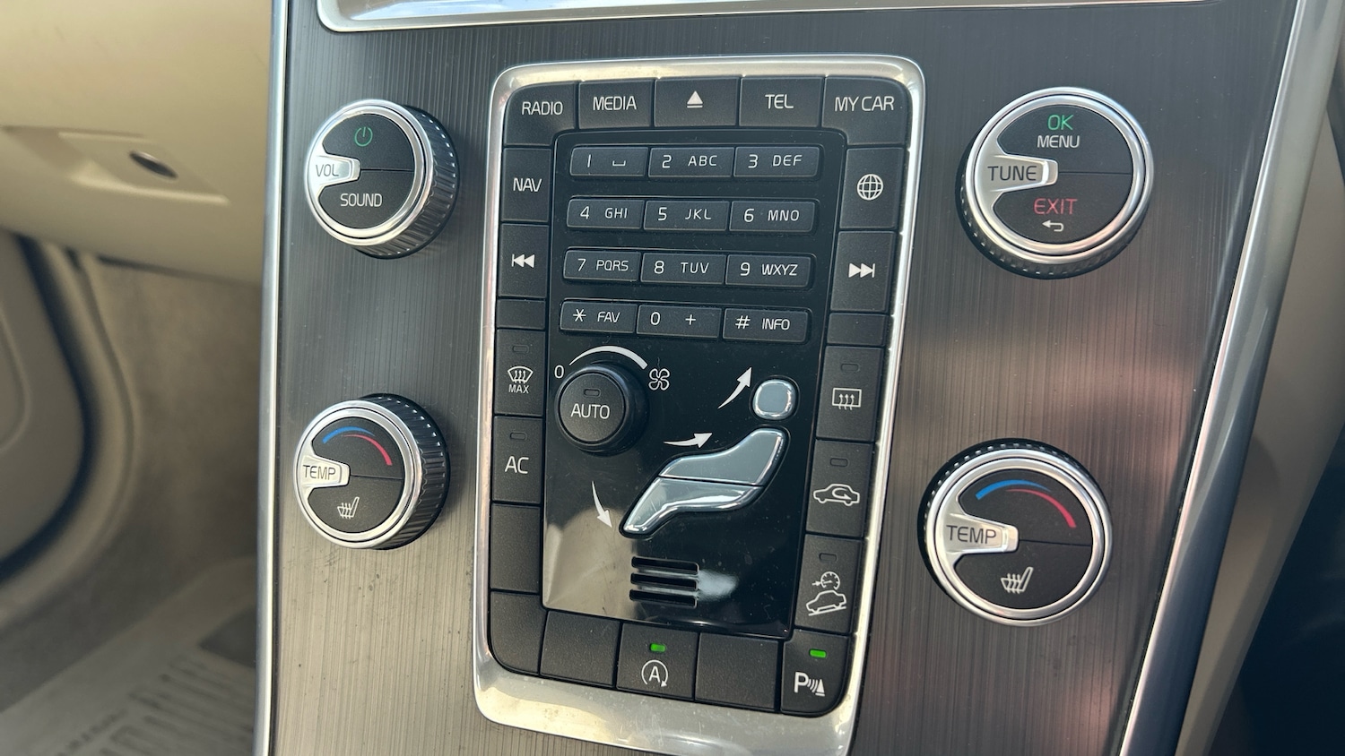 Used Volvo XC60 2016 for sale - 78084344: Photo 33