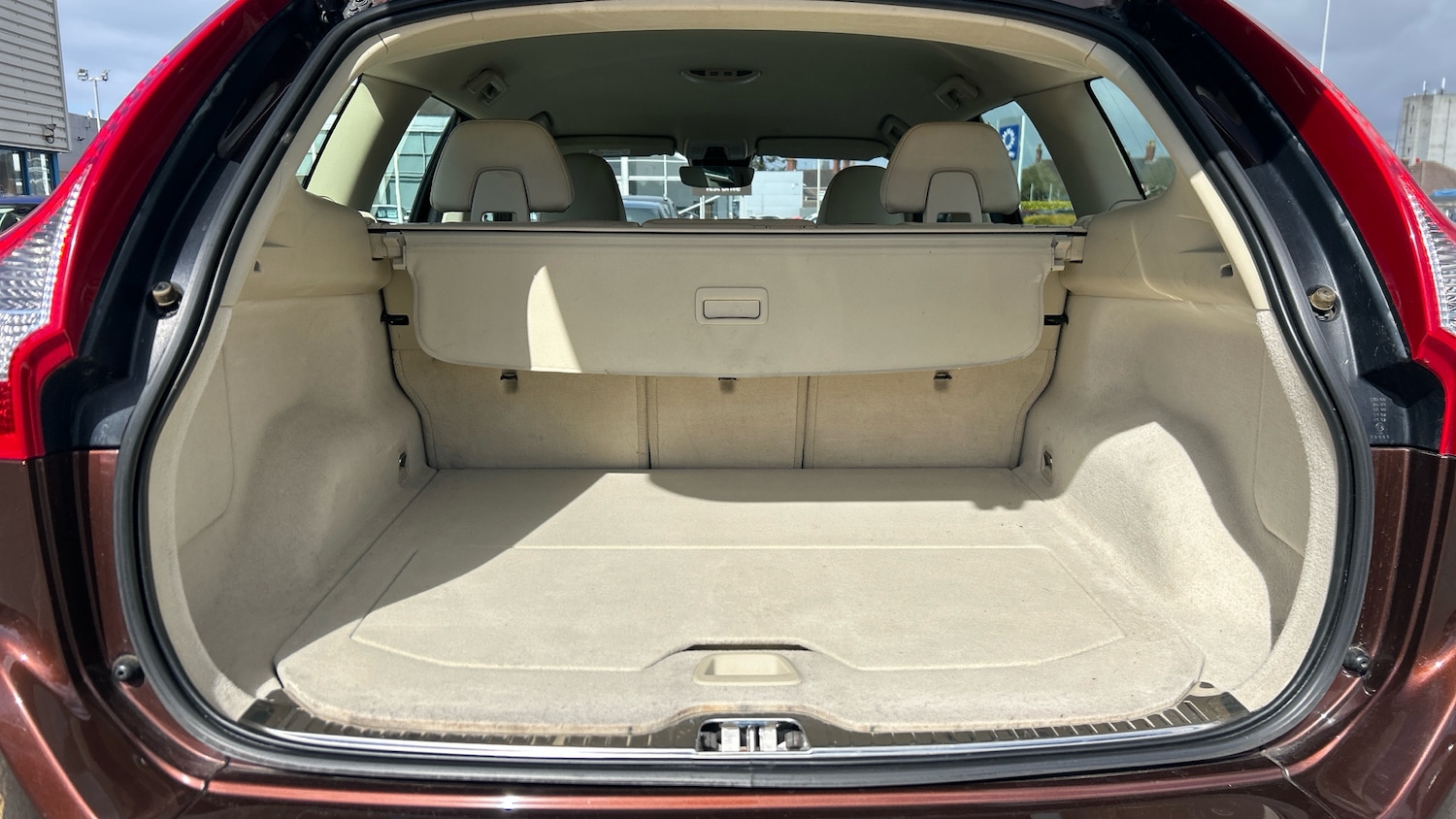 Used Volvo XC60 2016 for sale - 78084344: Photo 4