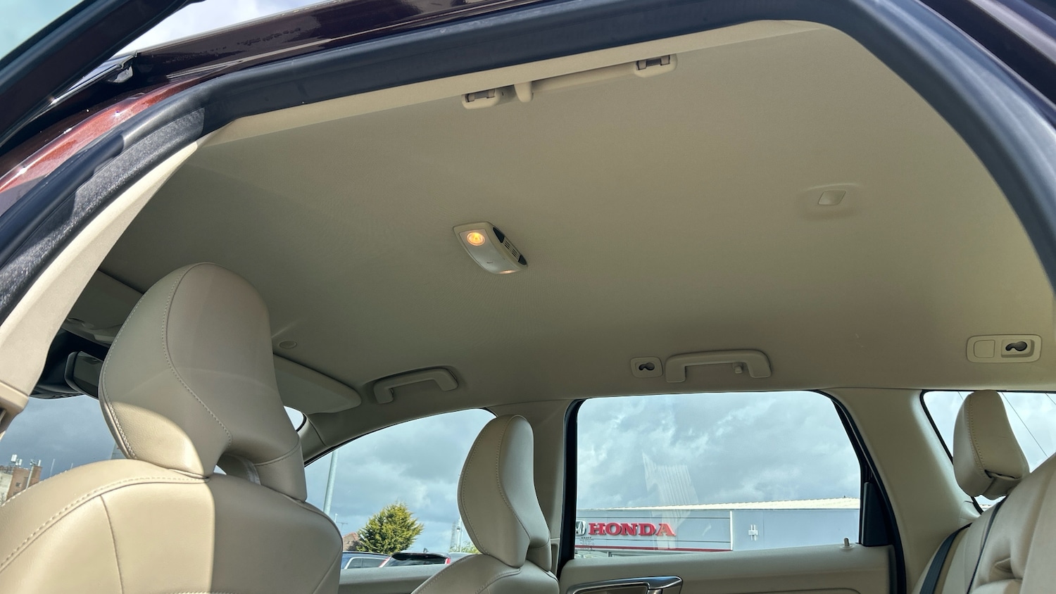 Used Volvo XC60 2016 for sale - 78084344: Photo 45