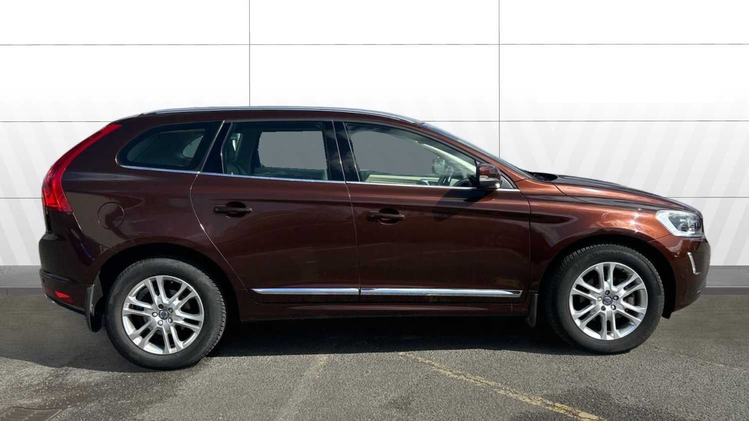 Used Volvo XC60 2016 for sale - 78084344: Photo 5