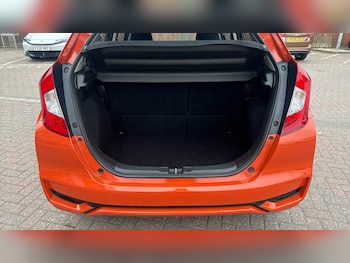 Used Honda Jazz 2018 for sale - 79264721: Photo