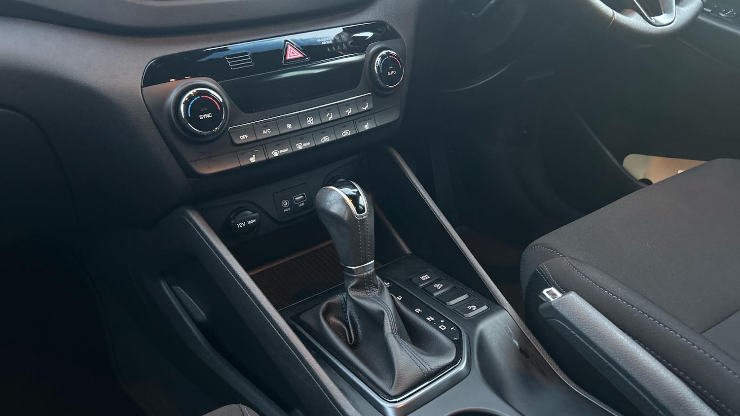 Used Hyundai TUCSON 2018 for sale - 76738691: Photo 13