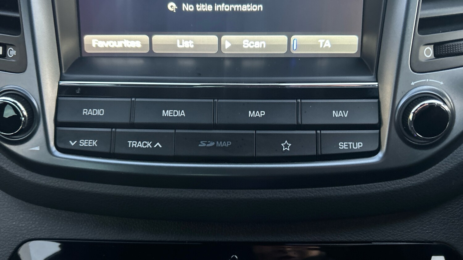 Used Hyundai TUCSON 2018 for sale - 76738691: Photo 35