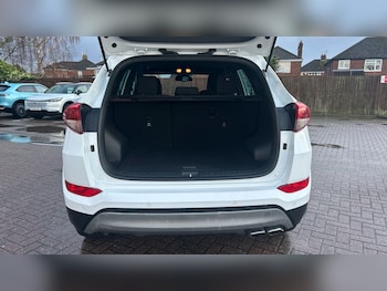 Used Hyundai TUCSON 2018 for sale - 76738691: Photo