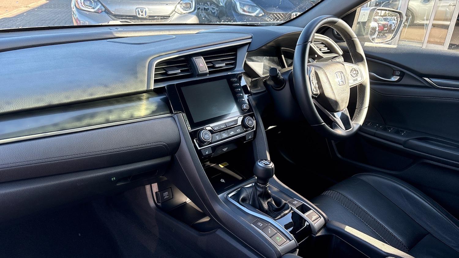 Used Honda Civic 2020 for sale - 78039210: Photo 2