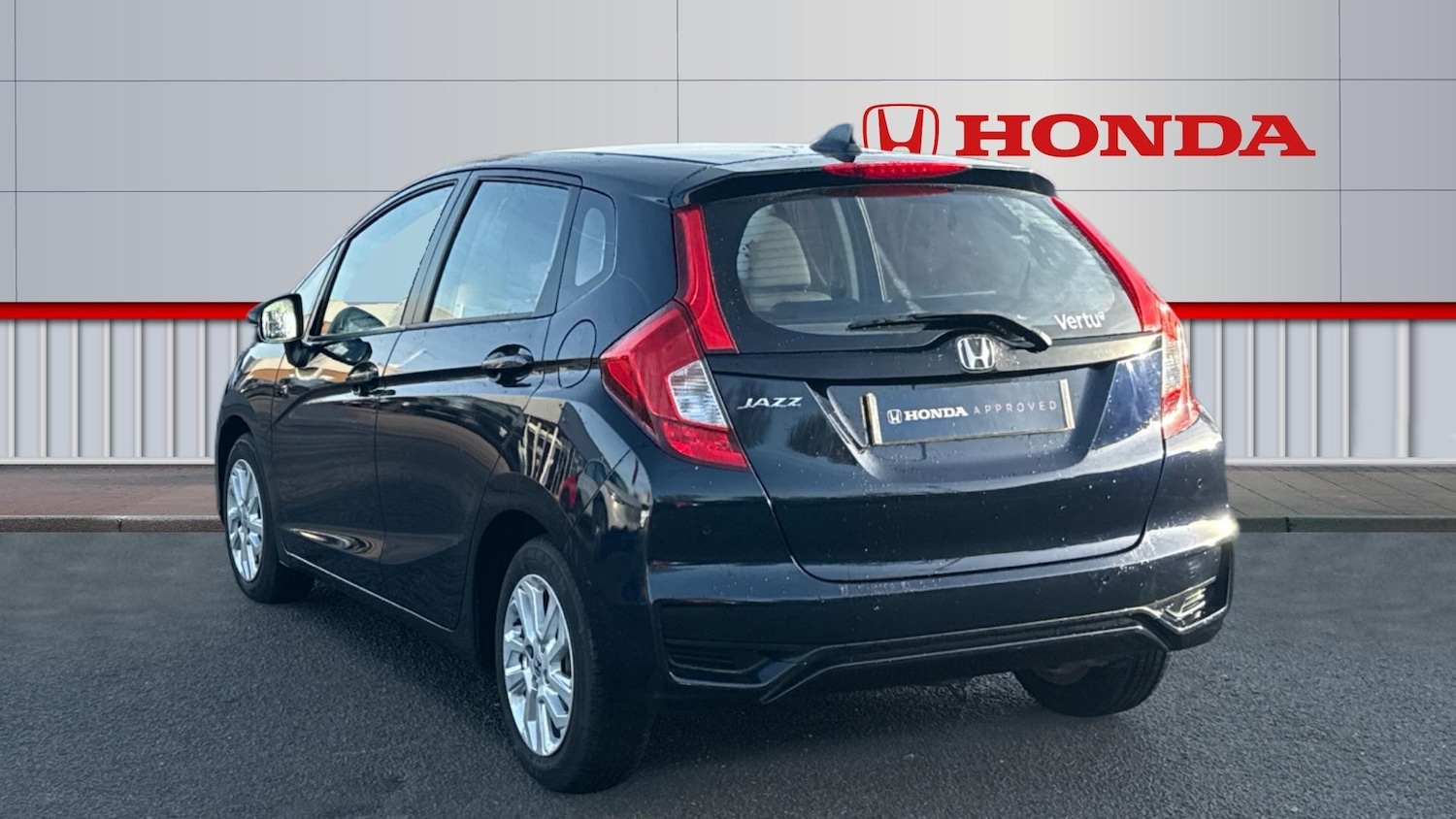 Used Honda Jazz 2019 for sale - 76971852: Photo 3