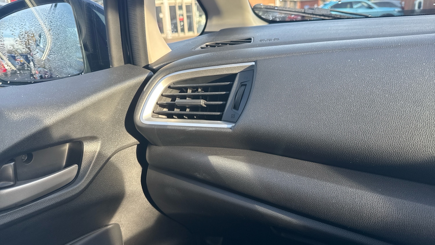 Used Honda Jazz 2019 for sale - 76971852: Photo 44