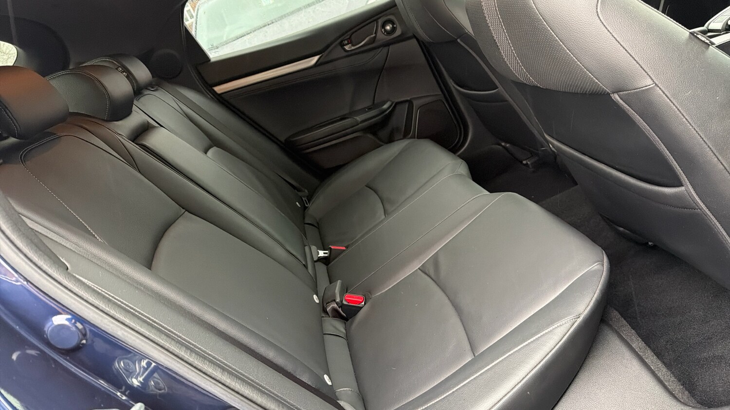 Used Honda Civic 2021 for sale - 76761940: Photo 40