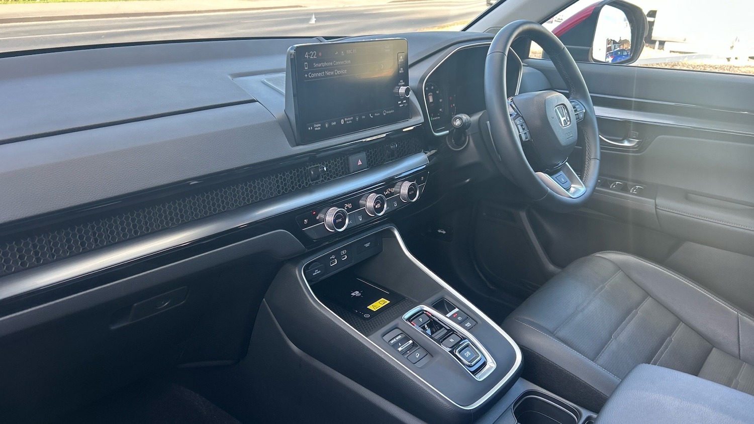 Used Honda CR-V 2024 for sale - 77902304: Photo 2