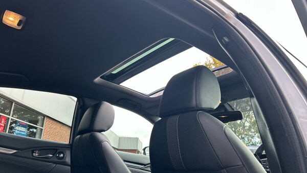 Used Honda Civic 2020 for sale - 76265913: Photo 18