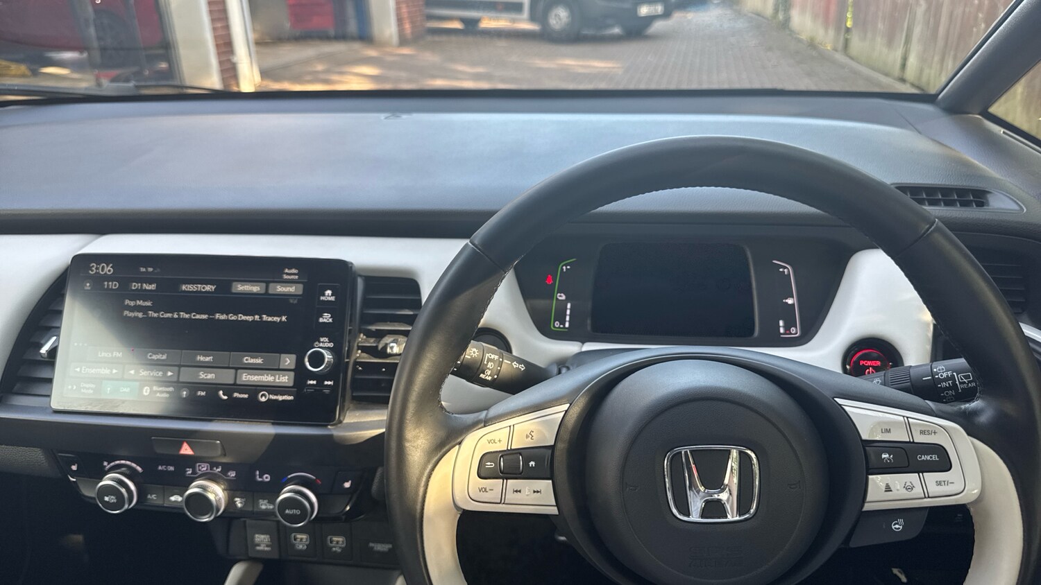 Used Honda Jazz 2022 for sale - 76027993: Photo 24