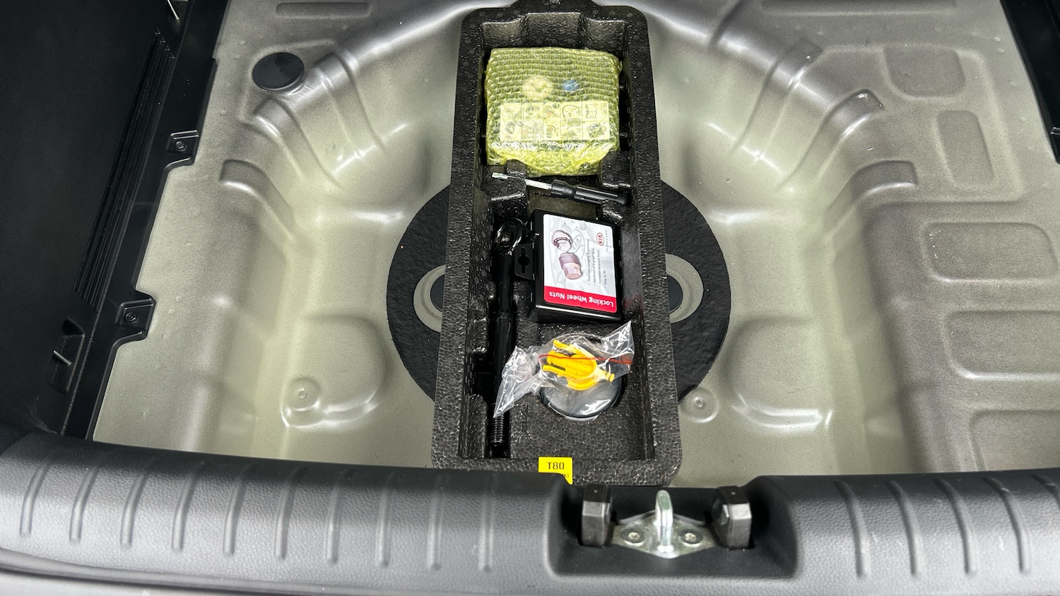 Used Kia Stonic 2019 for sale - 76273558: Photo 28