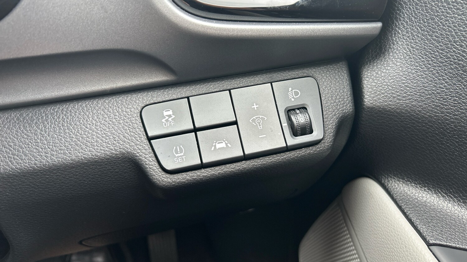 Used Kia Stonic 2019 for sale - 76273558: Photo 35