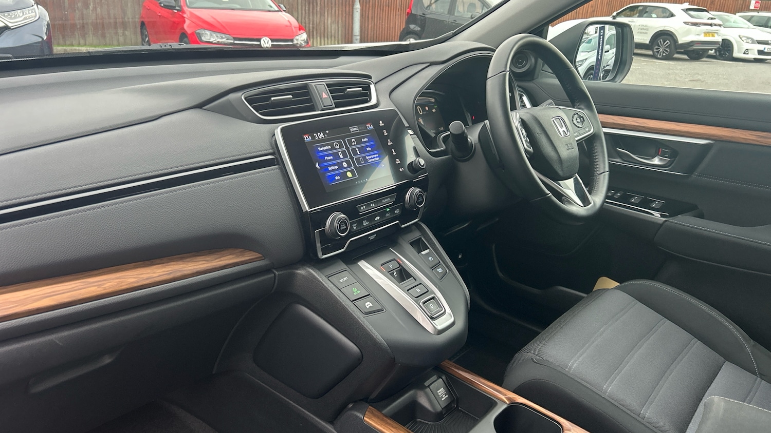 Used Honda CR-V 2020 for sale - 76374608: Photo 2