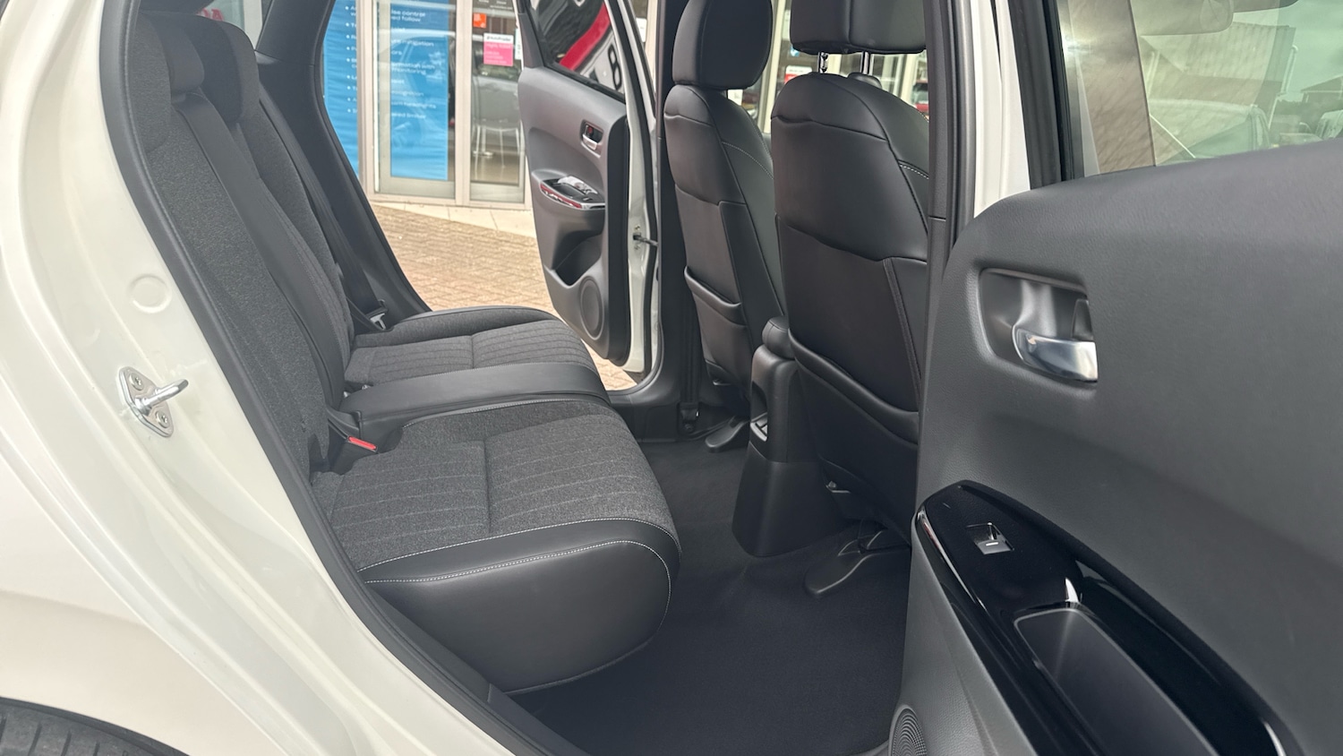 Used Honda Jazz 2023 for sale - 77873212: Photo 26