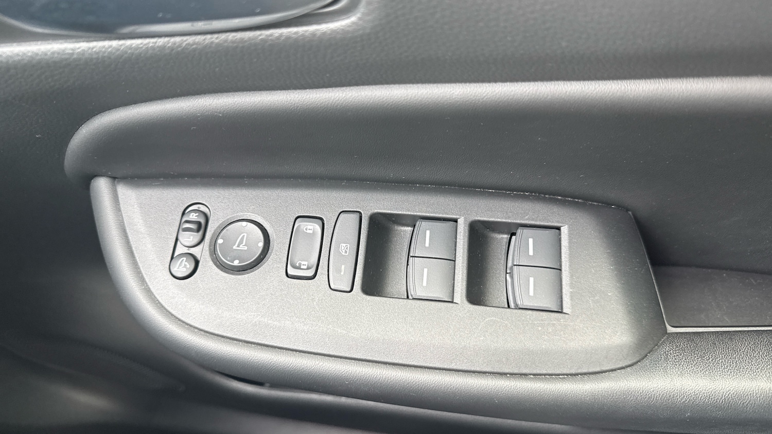 Used Honda Jazz 2023 for sale - 77873212: Photo 44