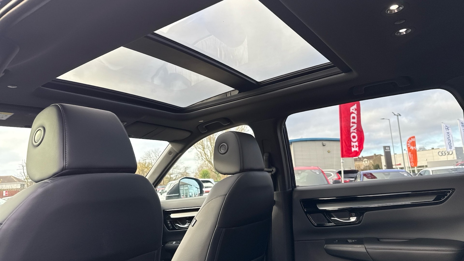 Used Honda CR-V 2025 for sale - 76946702: Photo 29