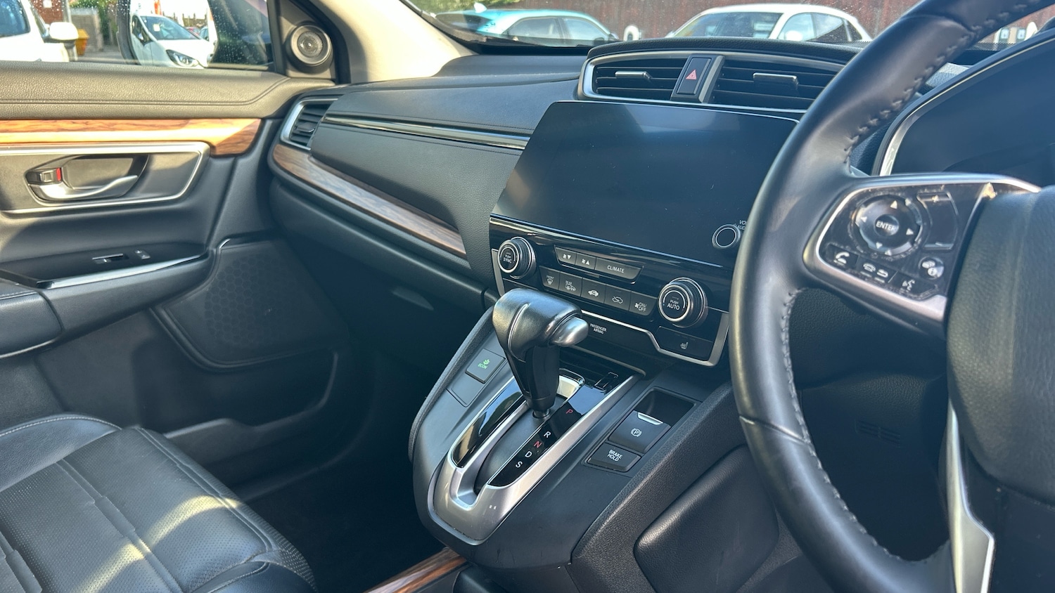 Used Honda CR-V 2018 for sale - 76984681: Photo 25