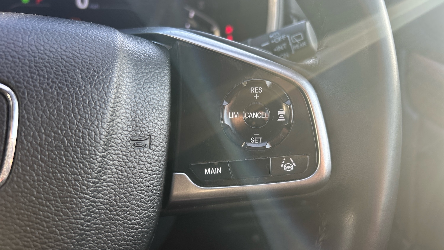 Used Honda CR-V 2018 for sale - 76984681: Photo 27