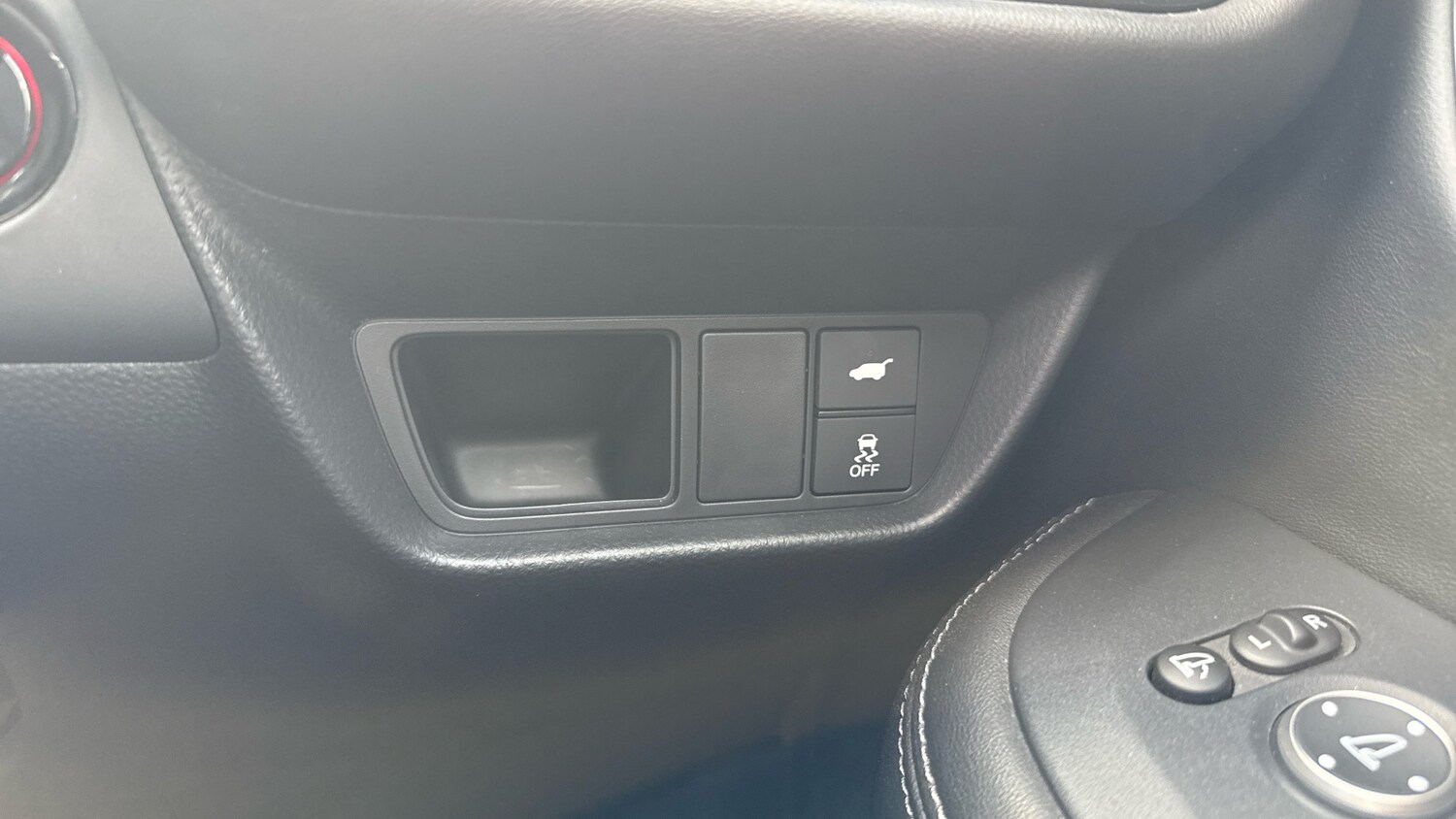 Used Honda ZR-V 2025 for sale - 76319536: Photo 42