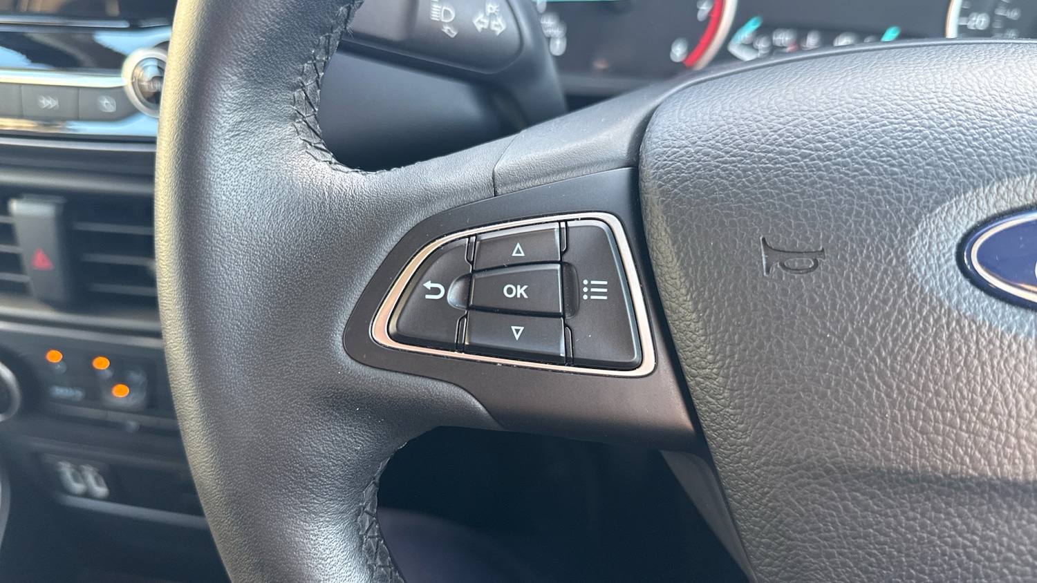 Used Ford Ecosport 2019 for sale - 76681593: Photo 25