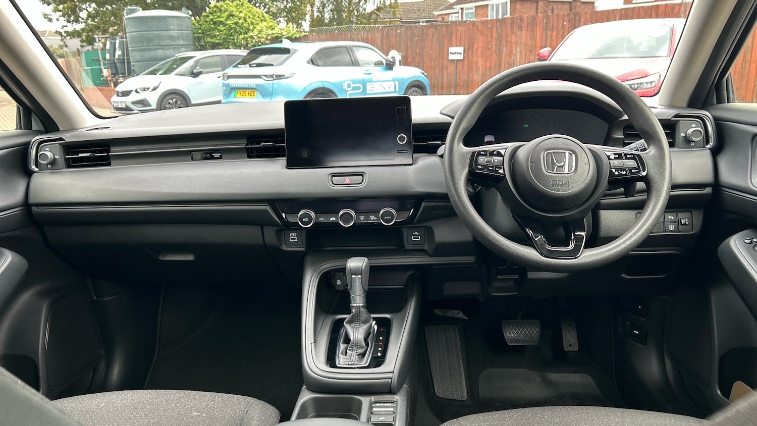 Used Honda HR-V 2022 for sale - 76170624: Photo 4