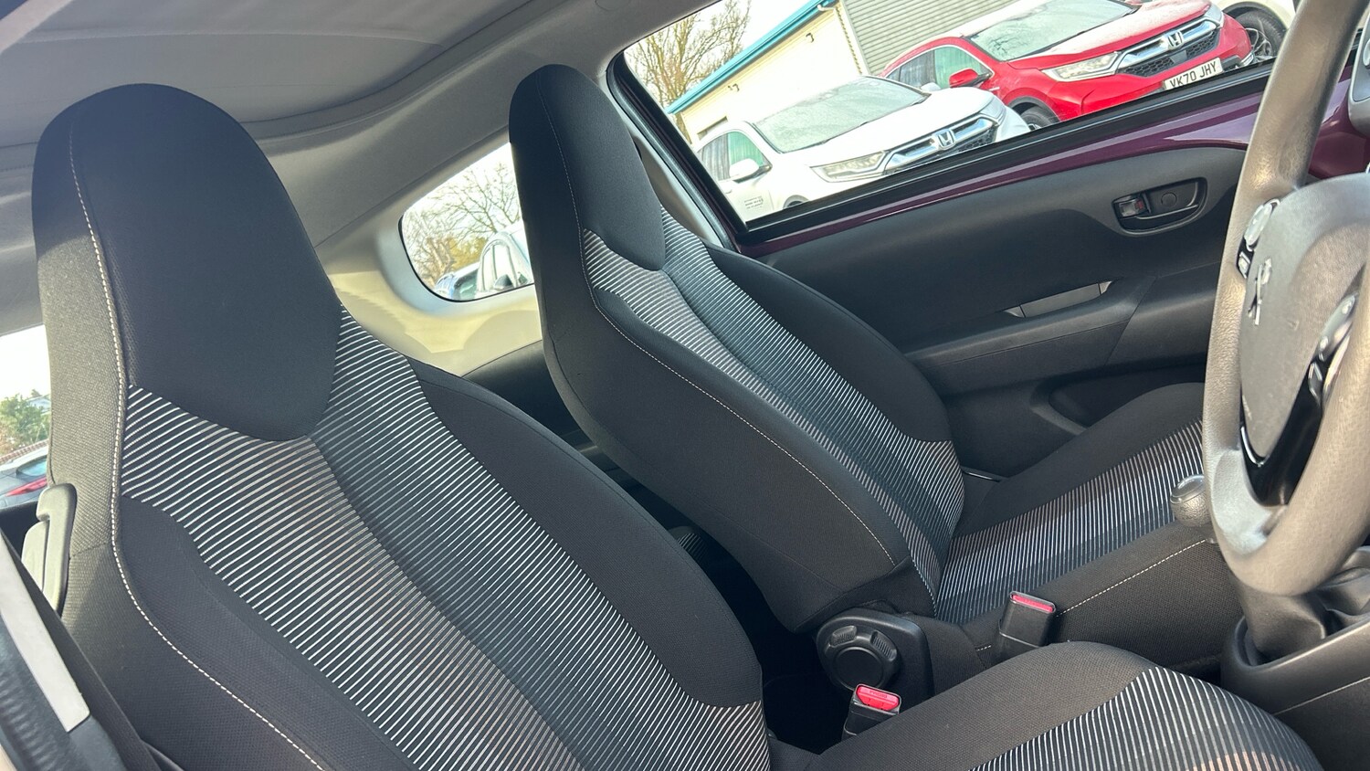 Used Peugeot 108 2015 for sale - 77197970: Photo 32