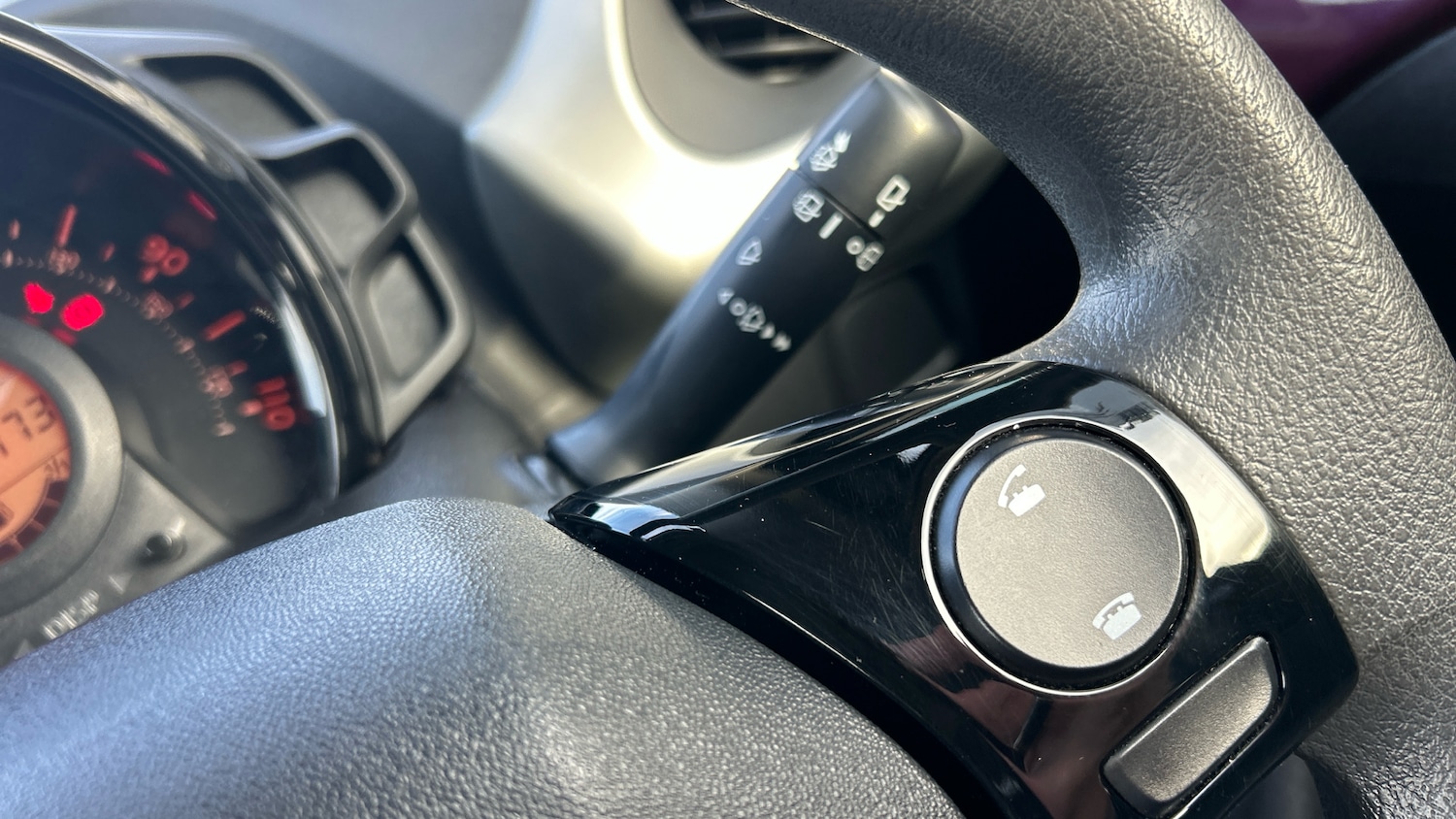 Used Peugeot 108 2015 for sale - 77197970: Photo 35