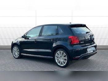 Used Volkswagen Polo 2016 for sale - 77070788: Photo