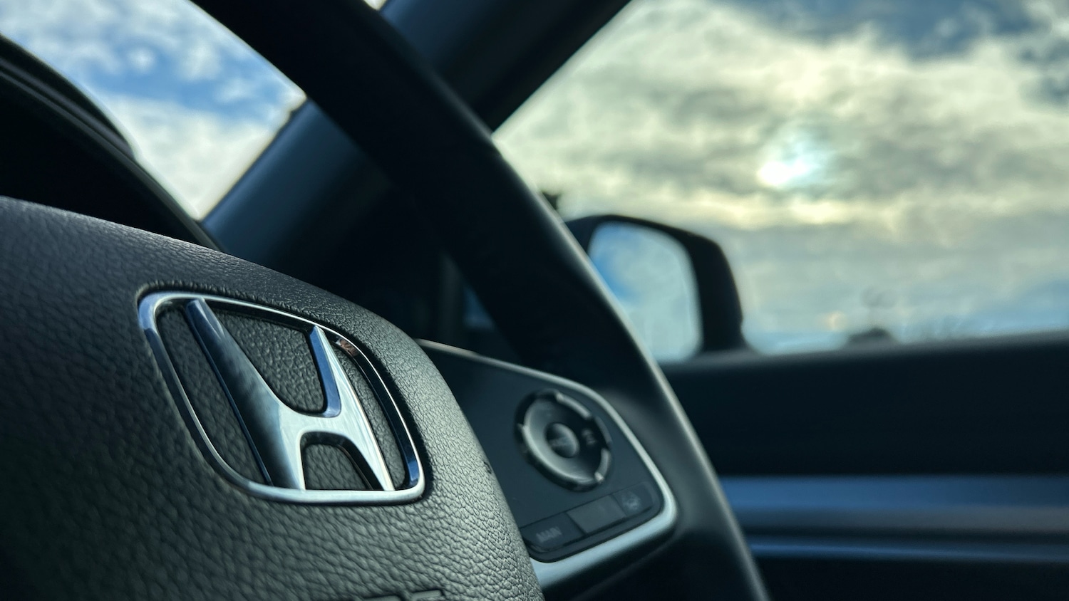 Used Honda CR-V 2022 for sale - 76092240: Photo 45