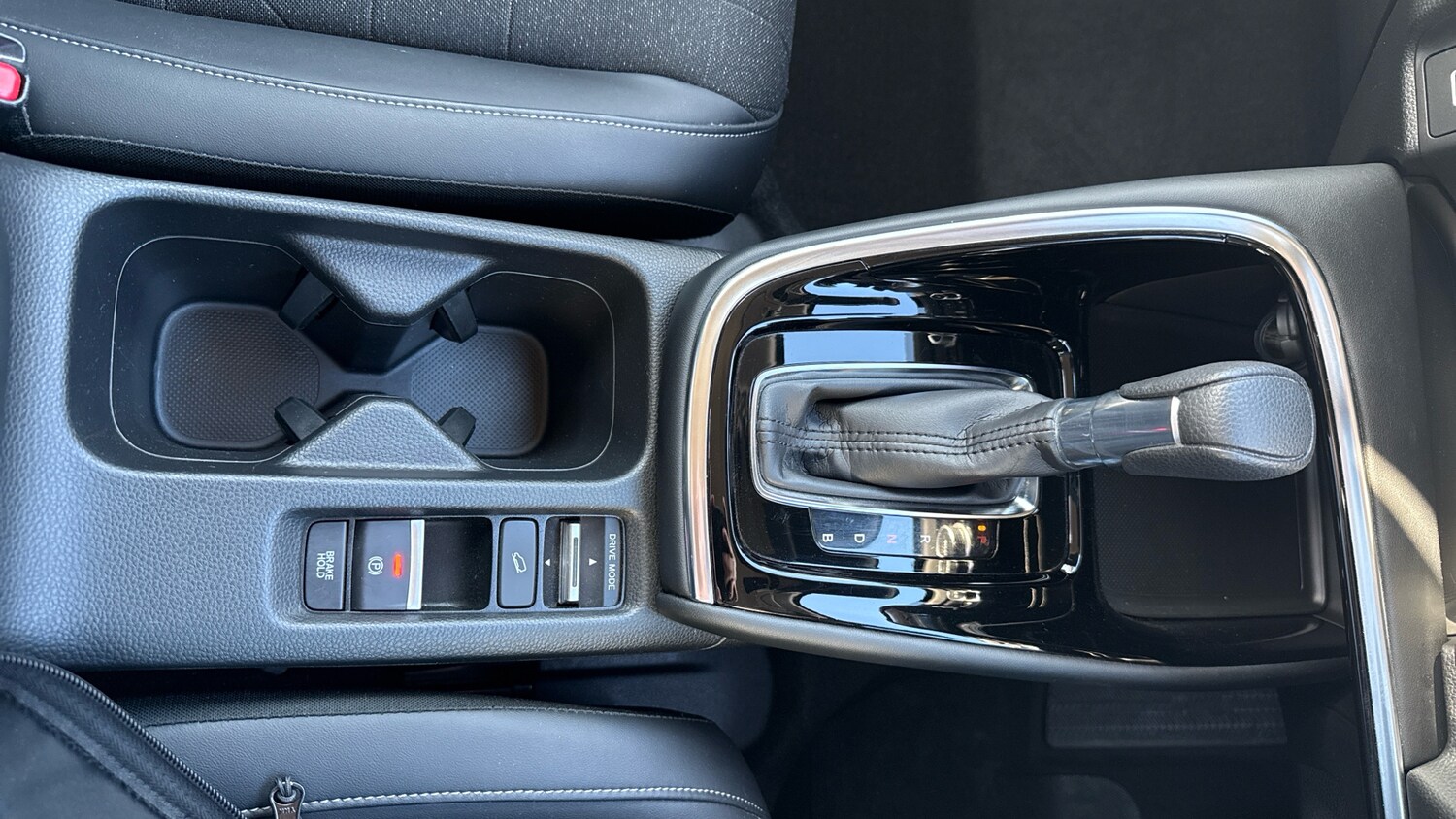 Used Honda HR-V 2022 for sale - 76426264: Photo 35