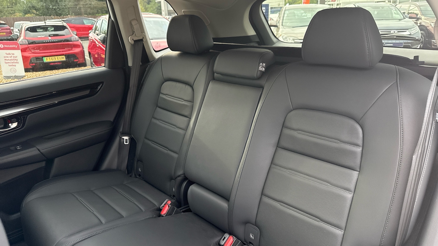 Used Honda CR-V 2025 for sale - 76131145: Photo 8