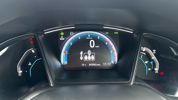 Used Honda Civic 2019 for sale - 76263149: Photo 11