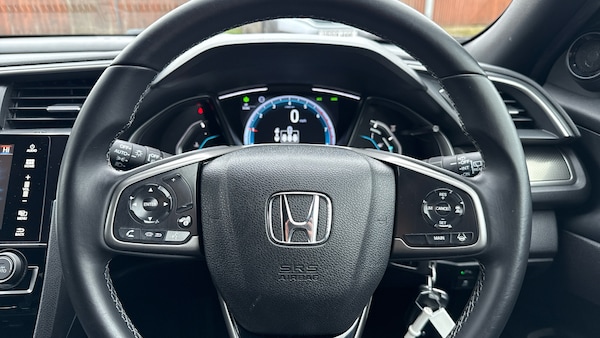 Used Honda Civic 2019 for sale - 76263149: Photo 29