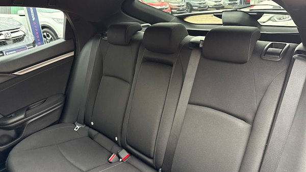 Used Honda Civic 2019 for sale - 76263149: Photo 8