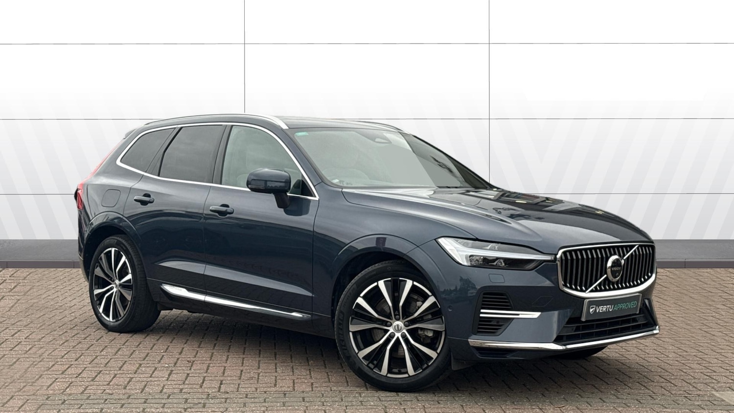 Used Volvo XC60 2023 for sale - 76526455: Photo 1