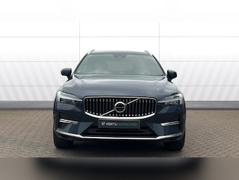 Used Volvo XC60 2023 for sale - 76526455: Photo