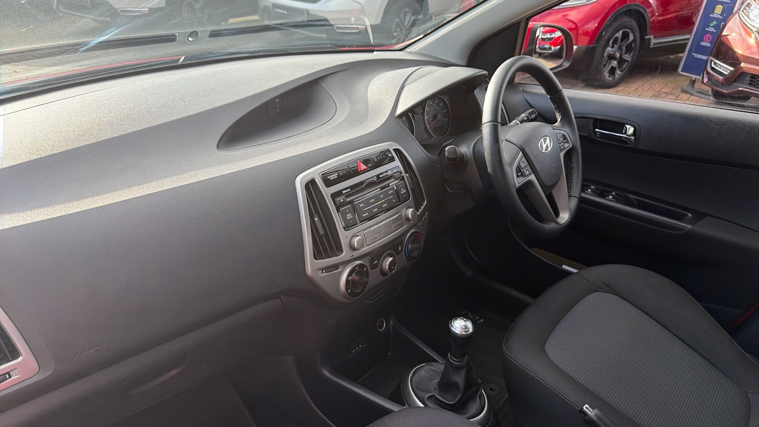 Used Hyundai i20 2014 for sale - 76602217: Photo 9