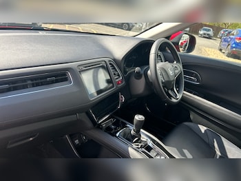 Used Honda HR-V 2018 for sale - 78370807: Photo