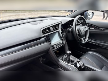 Used Honda Civic 2021 for sale - 78939426: Photo